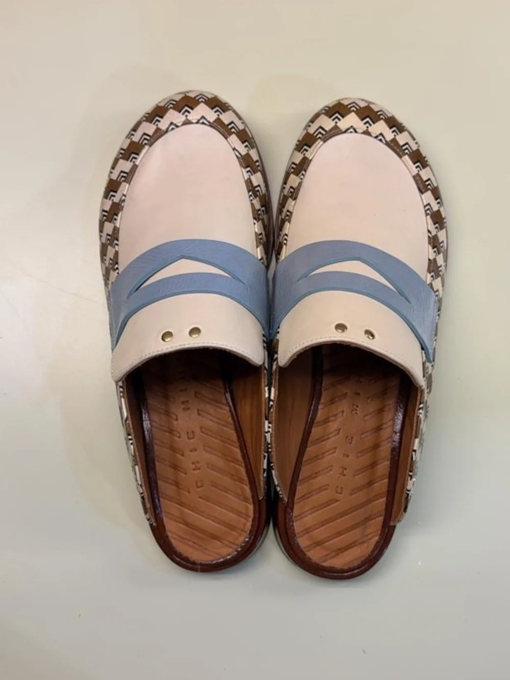 Chie Mihara Cream and Light Blue Patterned-Trim Slip-On Loafers